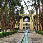 آب‌نما در باغ‌های ایرانی